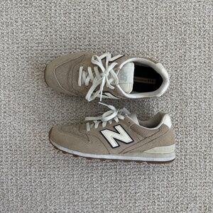 New Balance x J. Crew 996 Tan Suede Sneakers - Women’s Size 8